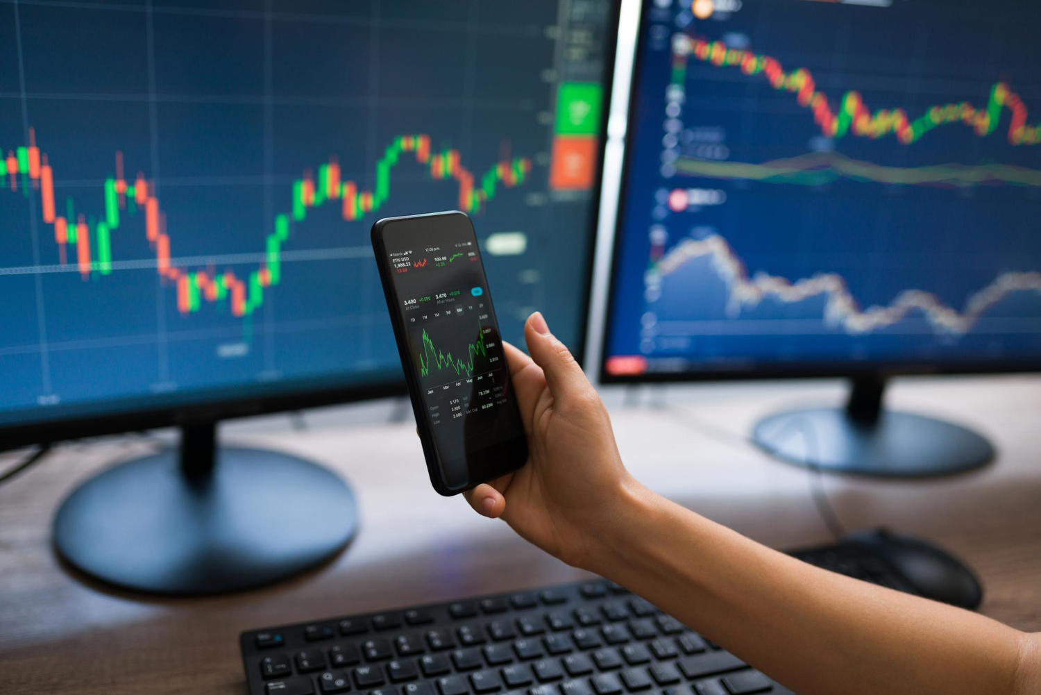 Navigating the Currency Currents: Strategies from the Philippines’ Forex Elite